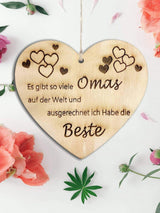 Német nyelvű, szív alakú dekoráció, "A legjobb Nagymamának" - Outlet24