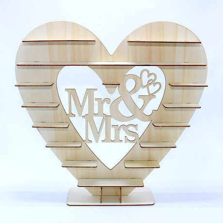 Mr és Mrs esküvői fadísz (45,5 x 41 cm) - Outlet24